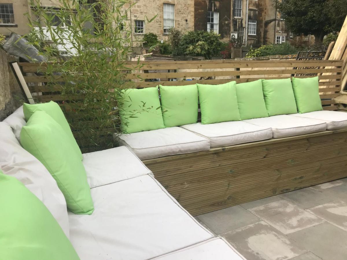 Gorgeous Garden Apartment Бат Экстерьер фото